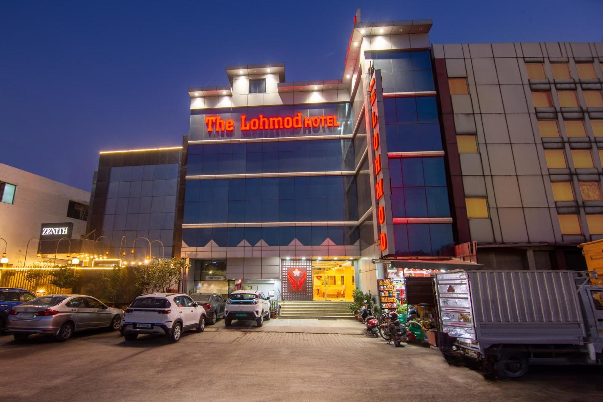 Hotel Lohmod At National Highway 8 - Free Airport Transffer Ню Делхи Екстериор снимка