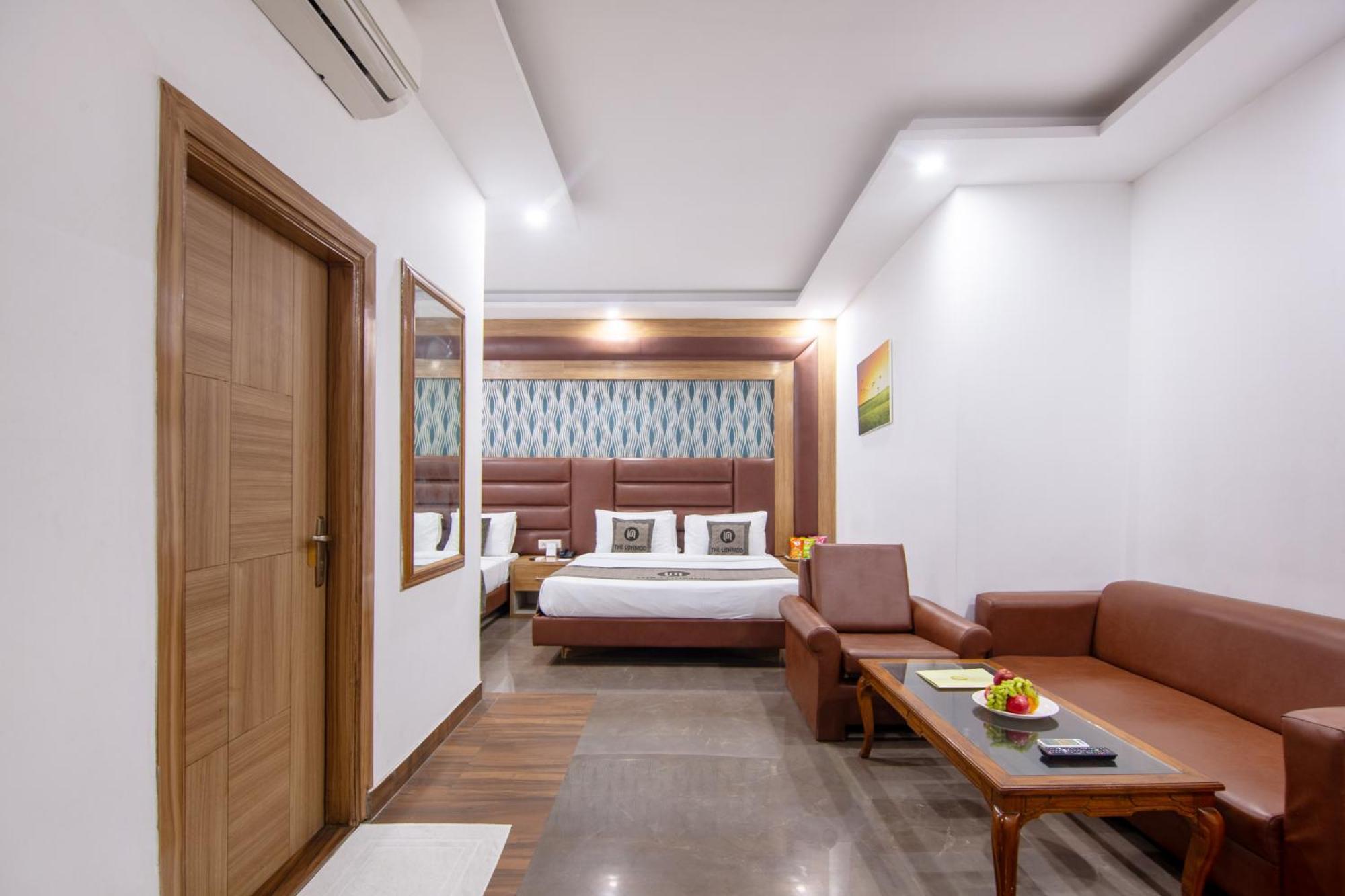 Hotel Lohmod At National Highway 8 - Free Airport Transffer Ню Делхи Екстериор снимка