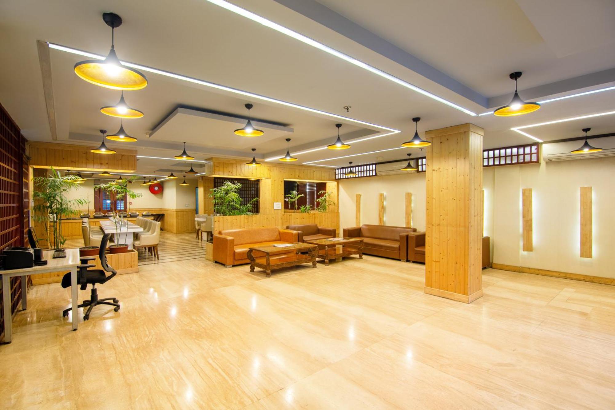 Hotel Lohmod At National Highway 8 - Free Airport Transffer Ню Делхи Екстериор снимка