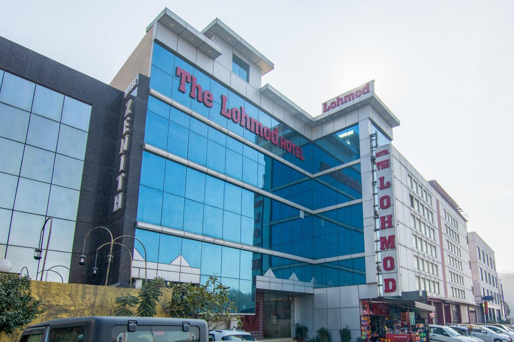 Hotel Lohmod At National Highway 8 - Free Airport Transffer Ню Делхи Екстериор снимка