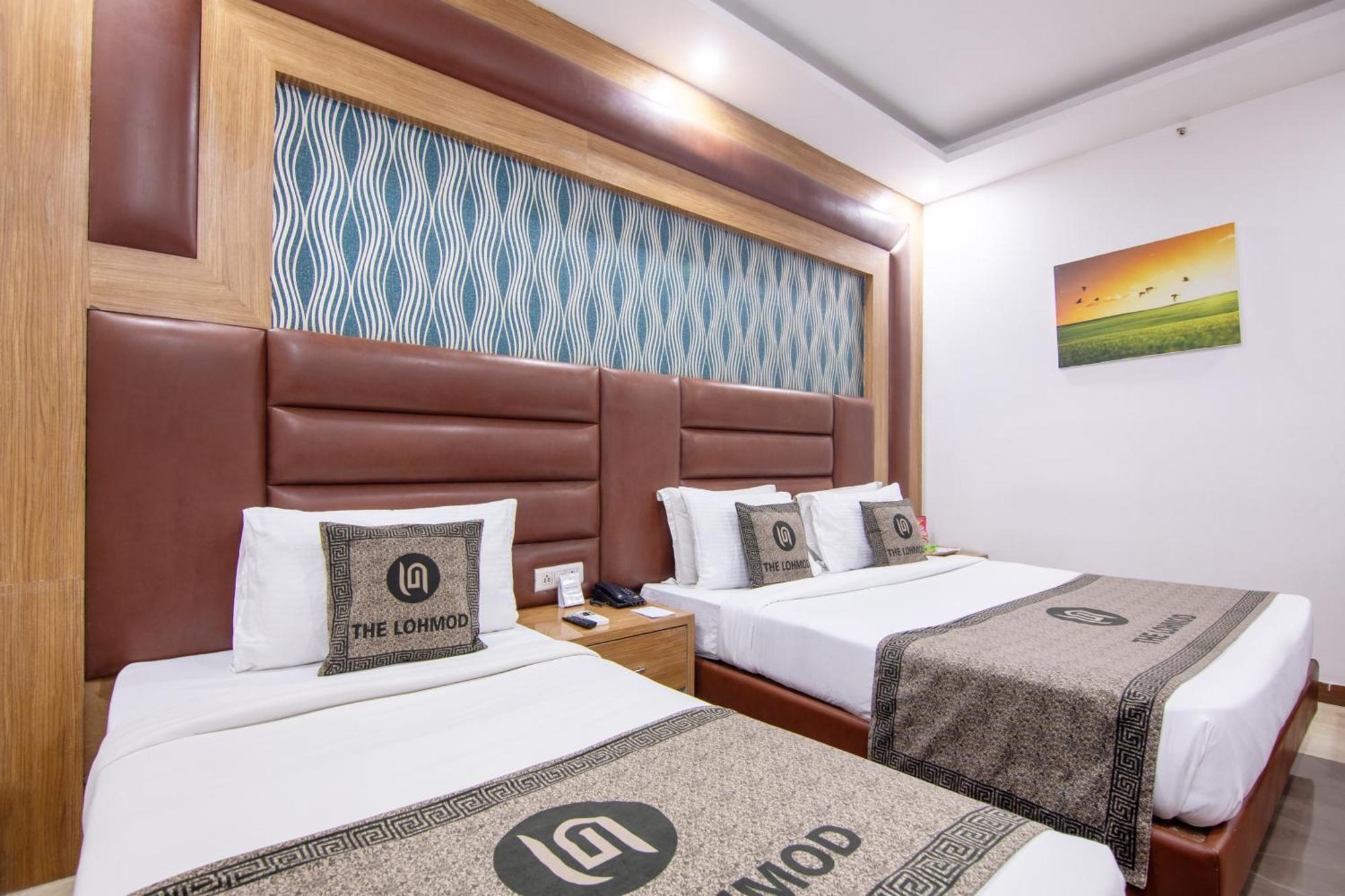 Hotel Lohmod At National Highway 8 - Free Airport Transffer Ню Делхи Екстериор снимка